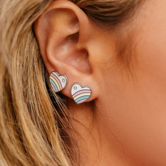 Pura Vida Heart Earrings 💖NEW💖 - Picture 5 of 7